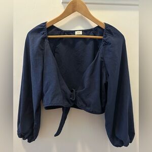 Aritzia Wilfred Venus Tenley Navy Linen Blend Crop Front Tie Top Shirt (M/L)